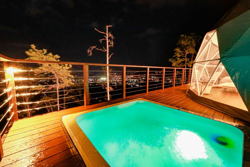 JACUZZI